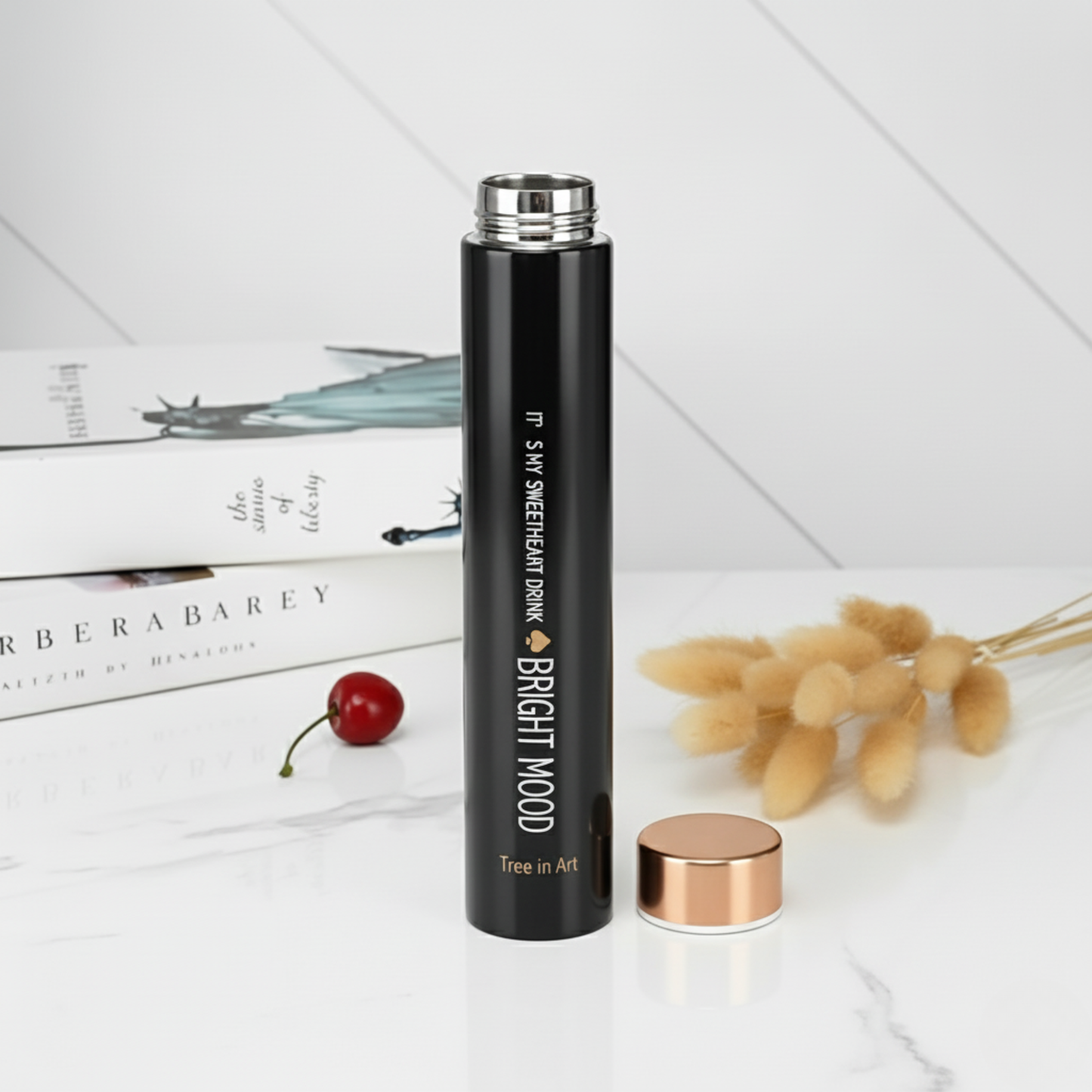 DailyAlley Slim Insulated Bottle: 250ml Stainless Steel Mini Thermos. Leakproof, travel-friendly for the office & gym. Keeps drinks hot or cold. Dailyalley