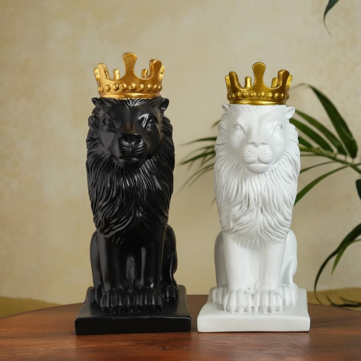DailyAlley White & Black Lion King Statue Set of 2 (11 Inch) – Premium Polyresin Royal Lion Showpiece with Gold Crown | Modern Home Decor, Office Desk Decoration & Luxury Gifting Dailyalley