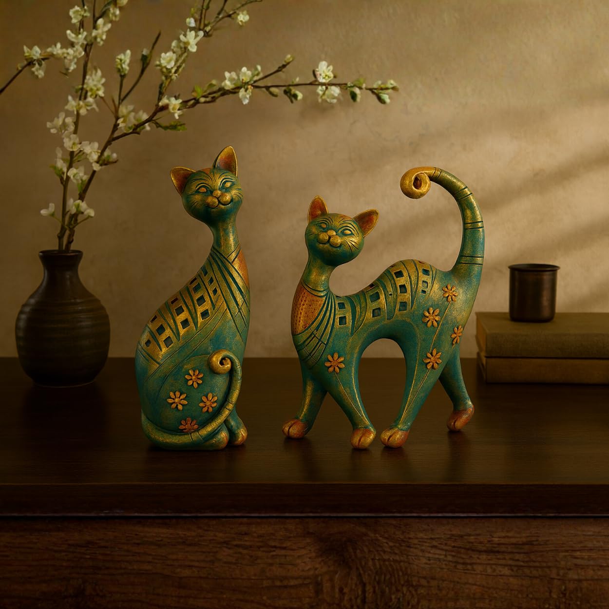DailyAlley Decorative Cat Figurine Set | Handcrafted Resin Cat Sculptures with Teal Green & Antique Gold Finish, Floral Pattern Home Decor – Set of 2 (Different Shapes) Dailyalley
