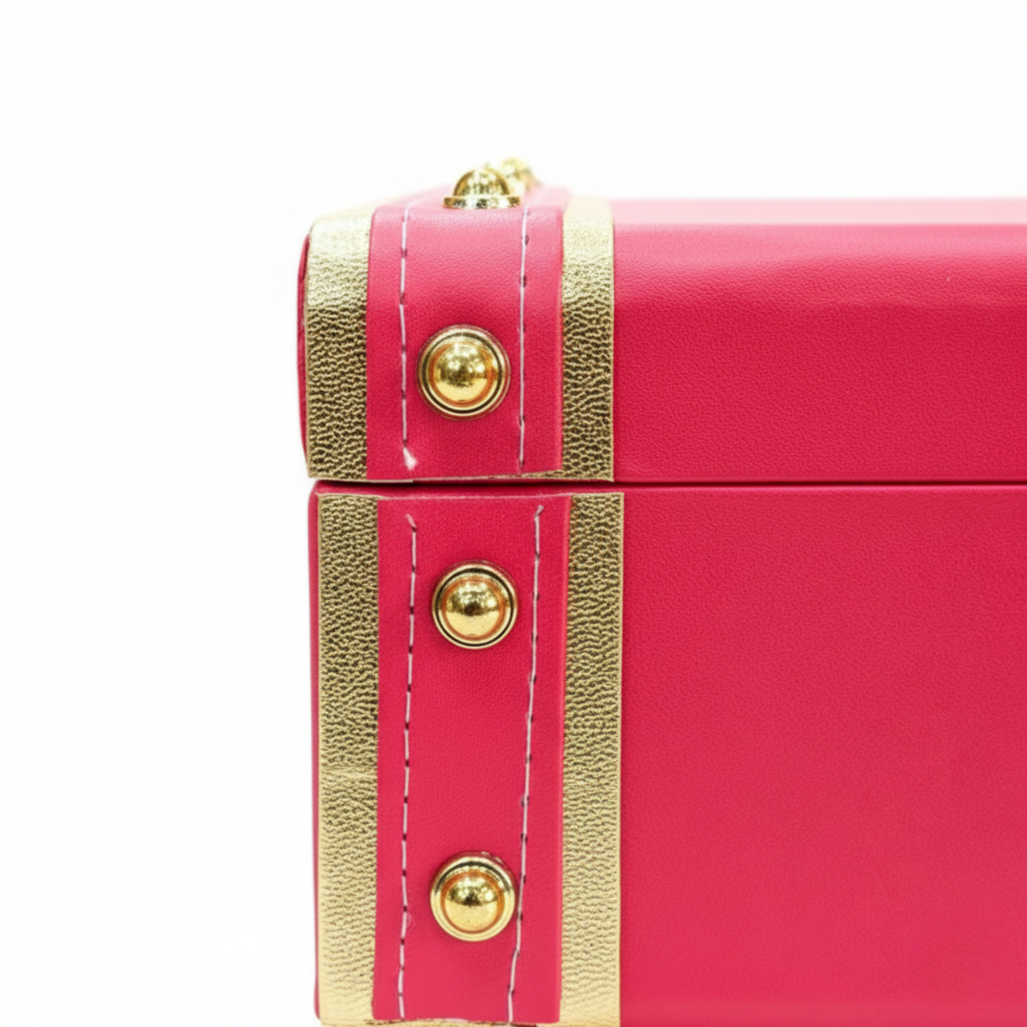 Luxury Decorative Candles Set in Ribbed Glass Goblets. Aromatic white wax duo for romantic ambiance, presented in a chic pink trunk gift box. Dailyalley